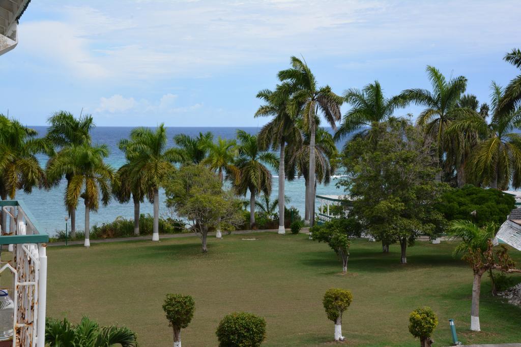 Seacastles By The Beach/Pool Montego Bay Exteriér fotografie